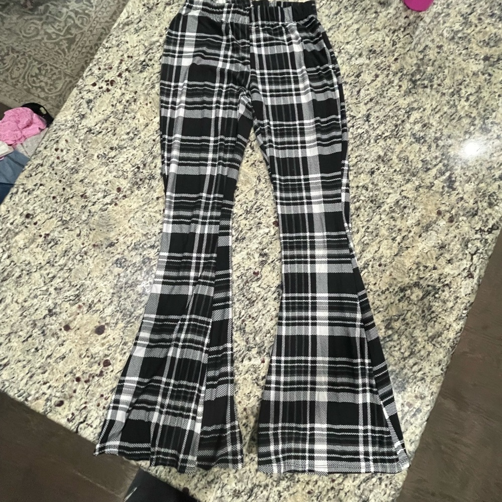 Plaid flare leggings